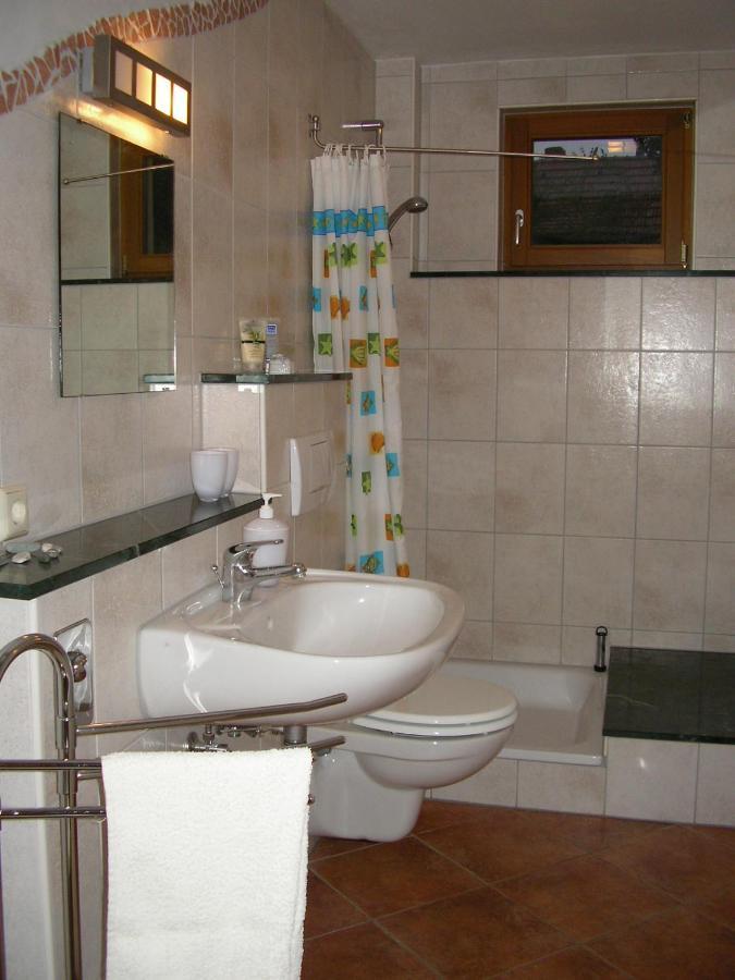 Ferienwohnung Haus Am Singberg Ramsthal Exterior foto